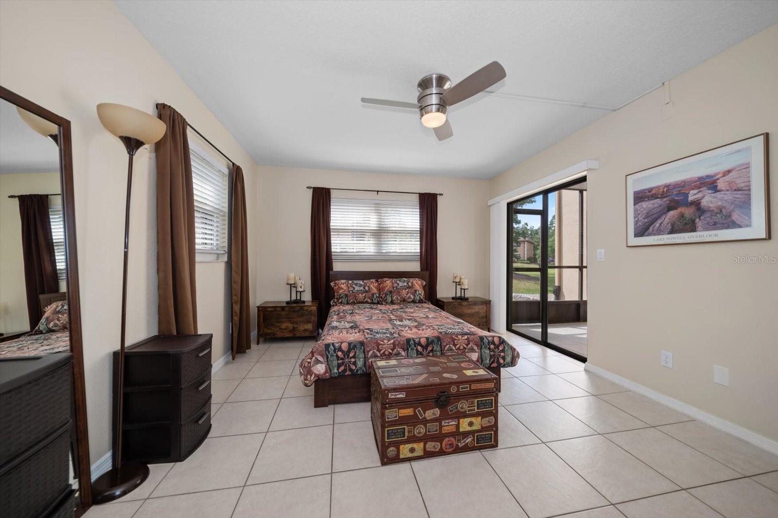 Image 16 of 42 For 12900 Vonn Road F101
