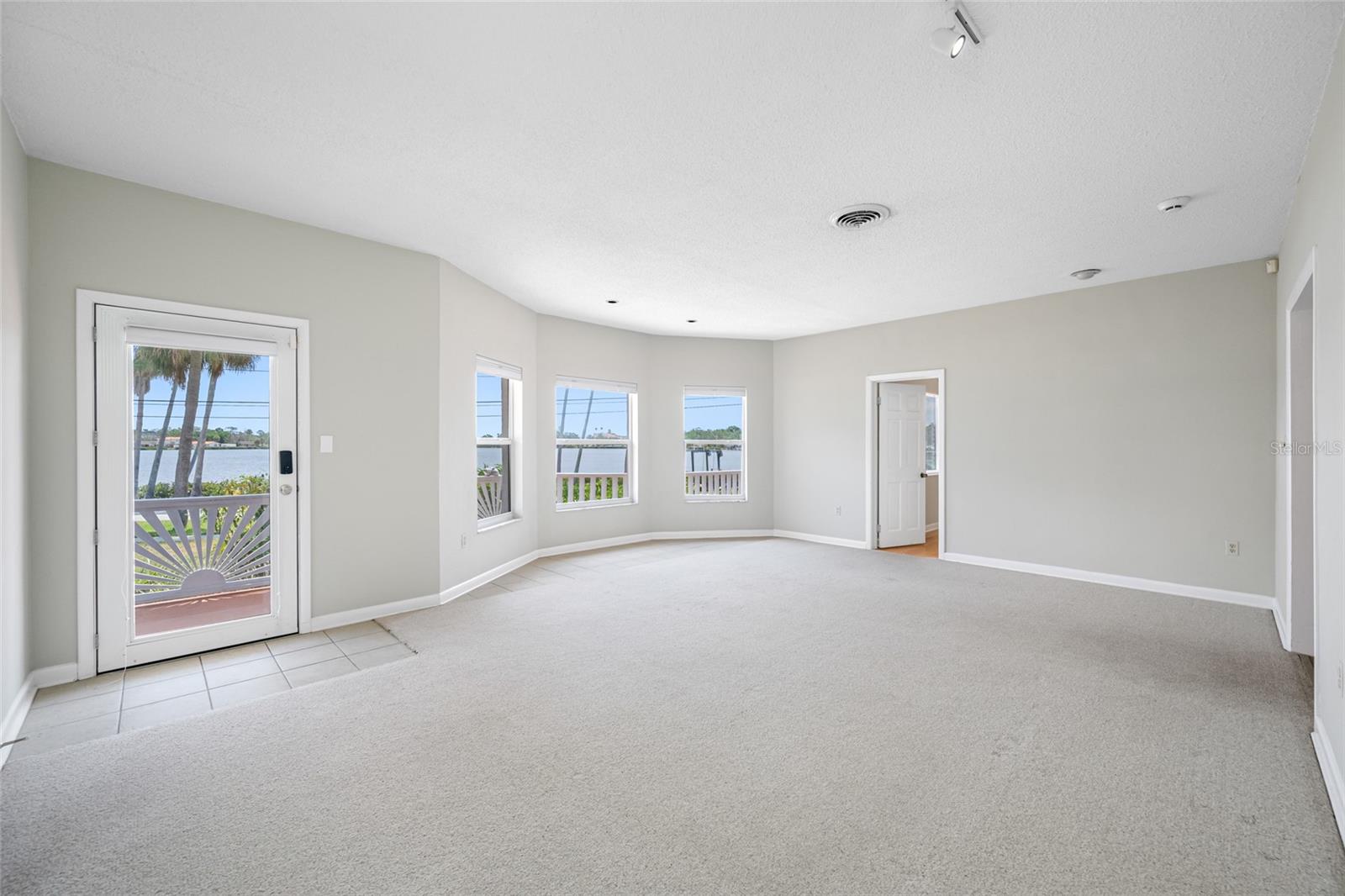 Image 14 of 64 For 401 Whitcomb Boulevard