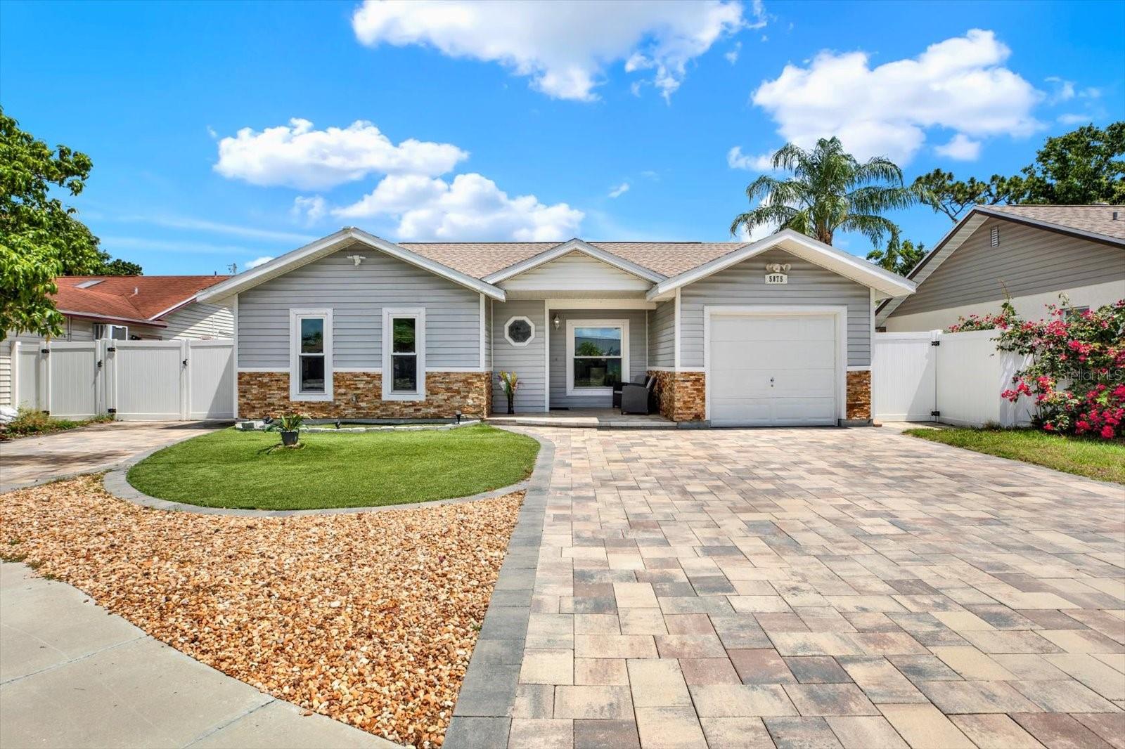 Details for 5875 Darren Court N, CLEARWATER, FL 33760