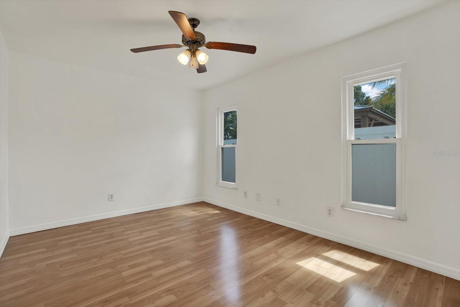 Image 11 of 18 For 5875 Darren Court N