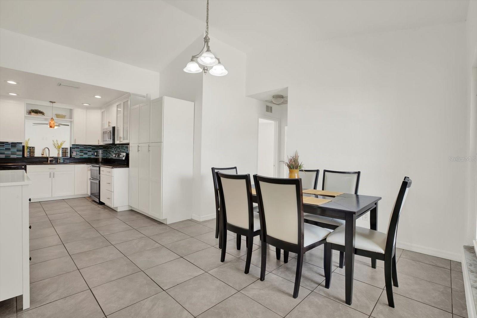 Image 2 of 18 For 5875 Darren Court N