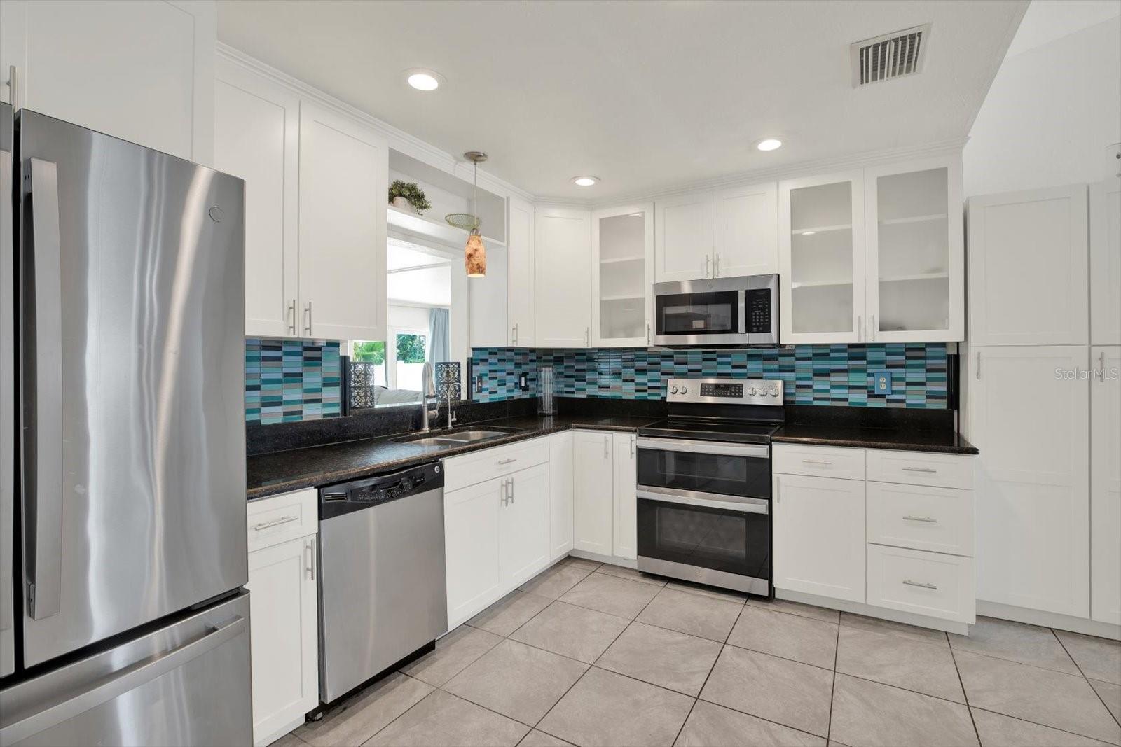 Image 4 of 18 For 5875 Darren Court N