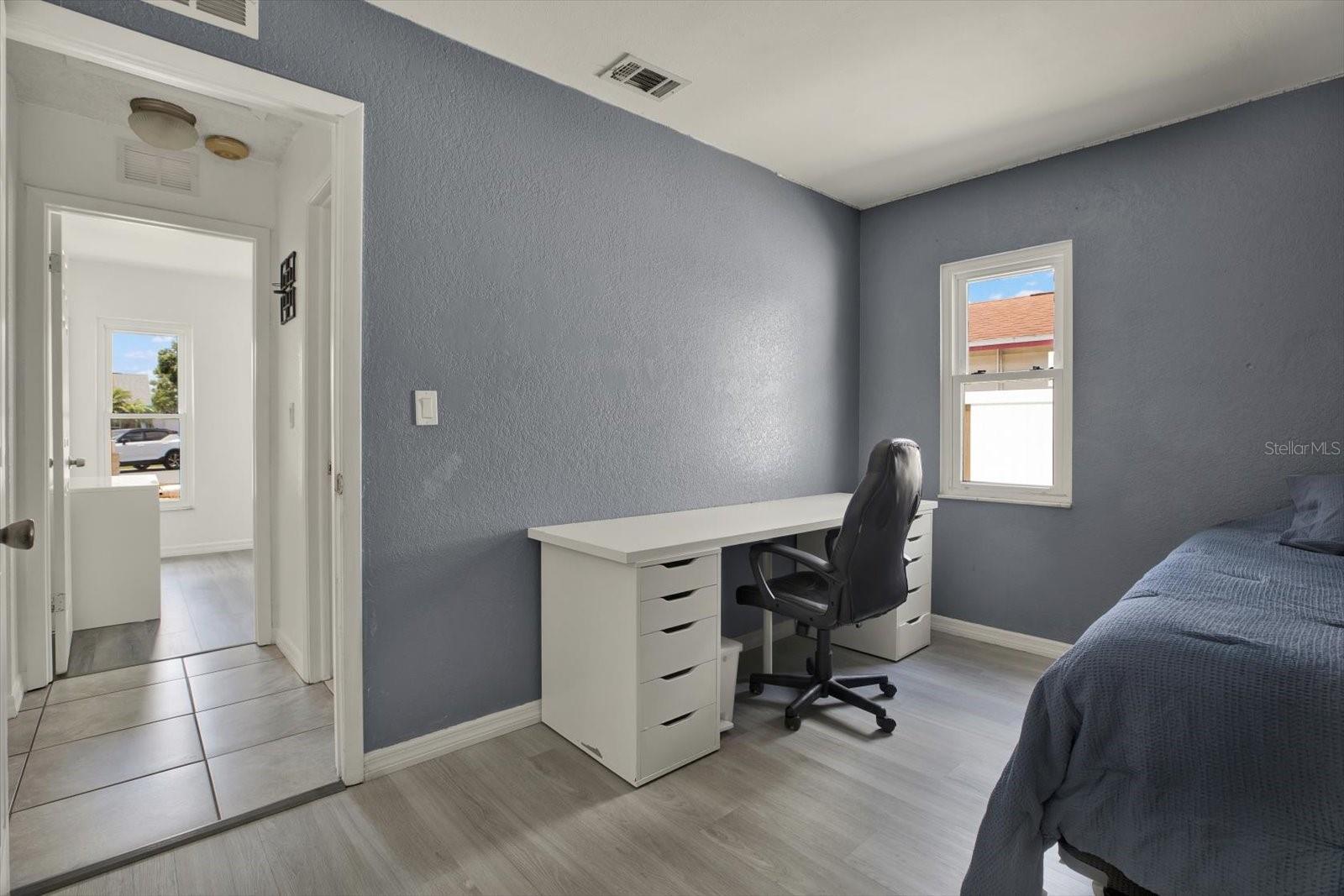 Image 6 of 18 For 5875 Darren Court N