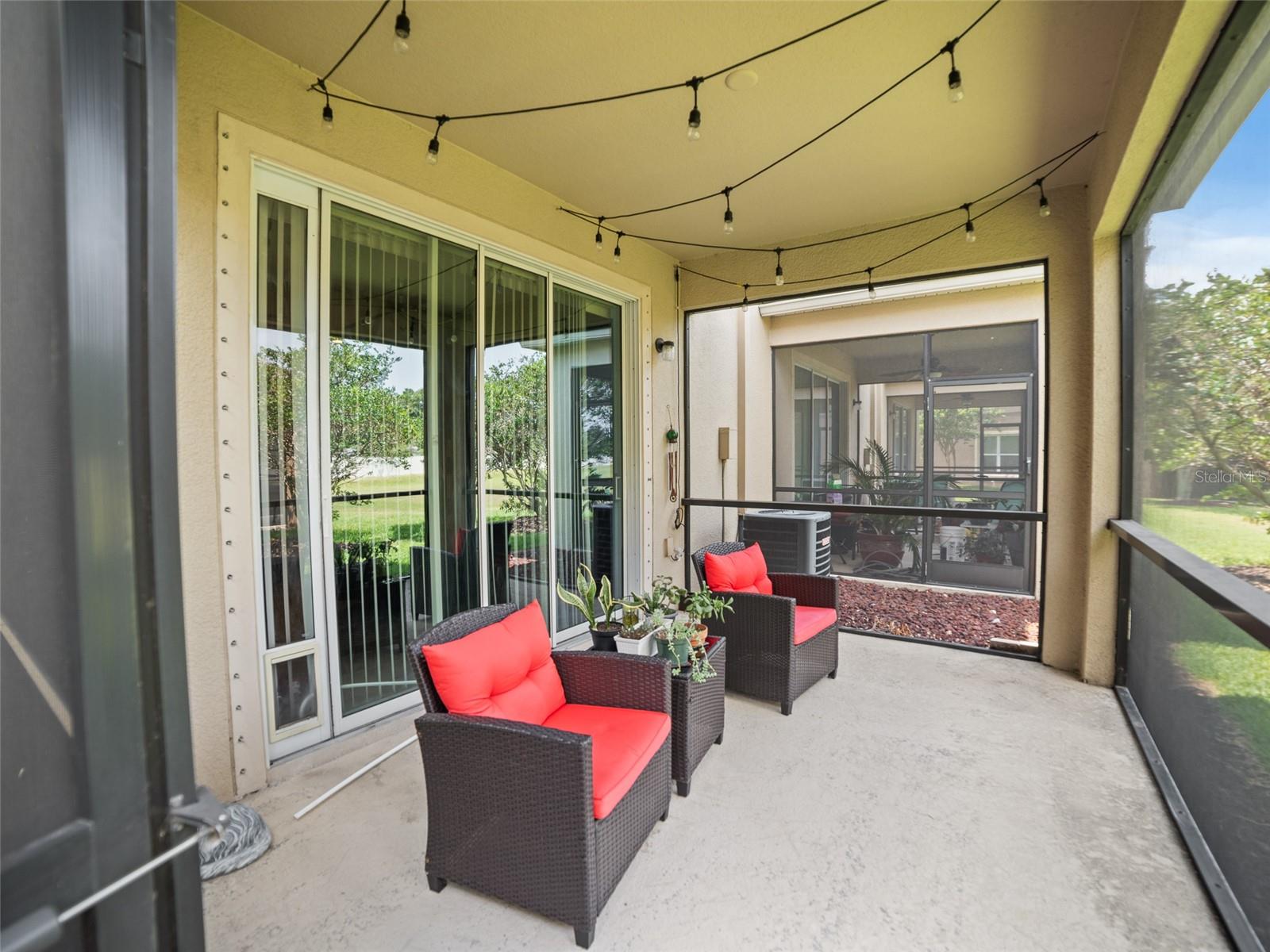 Listing photo id 18 for 6912 40th Lane N