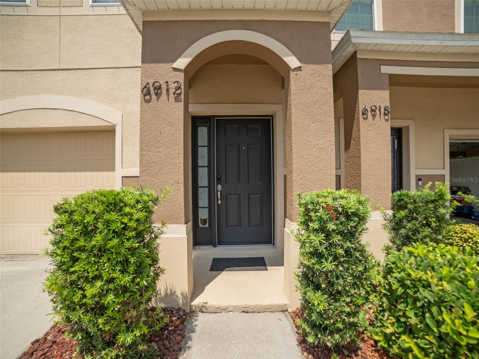 Listing photo id 1 for 6912 40th Lane N