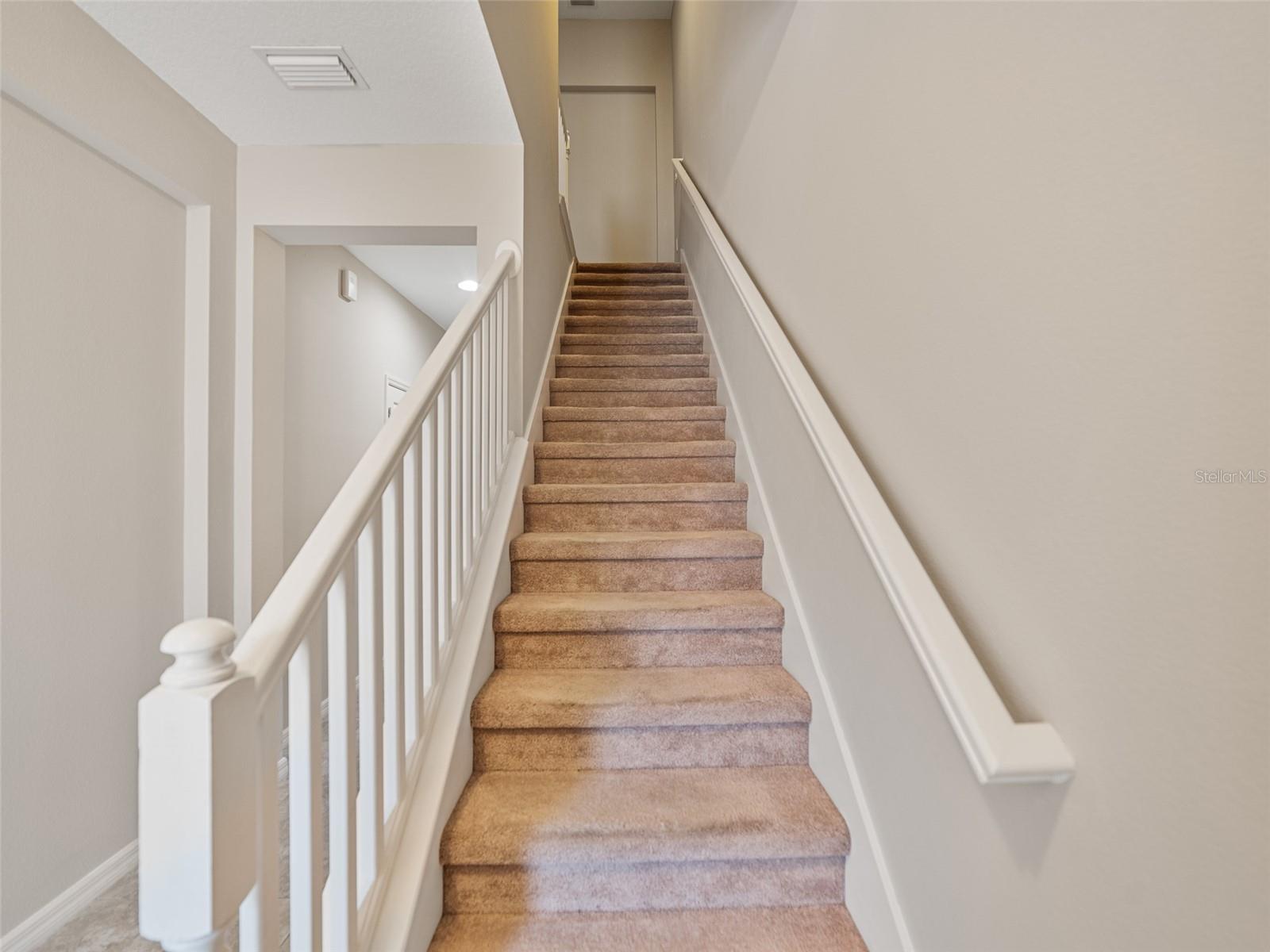 Listing photo id 7 for 6912 40th Lane N
