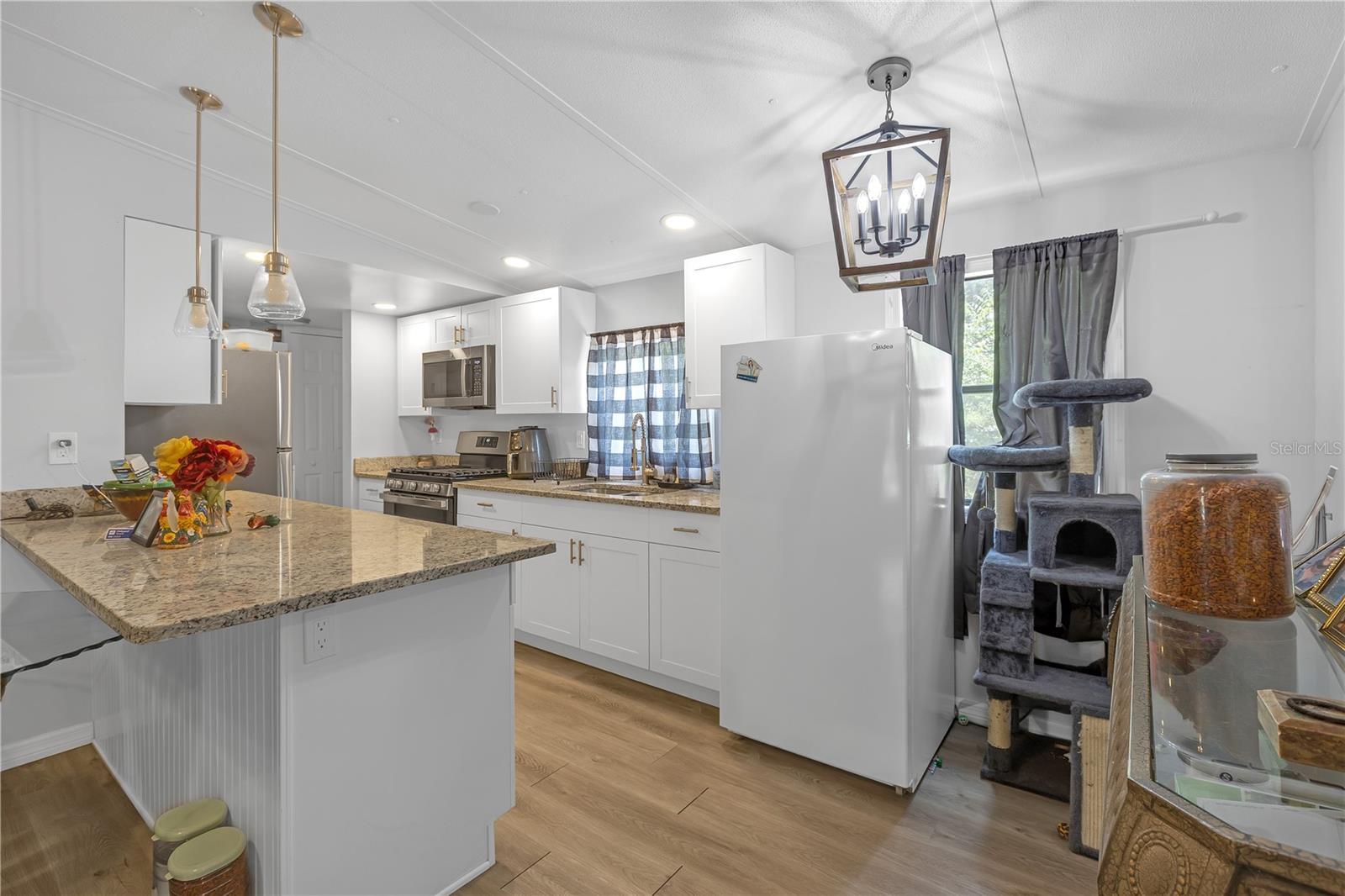 Image 3 of 8 For 34924 Talisman Street