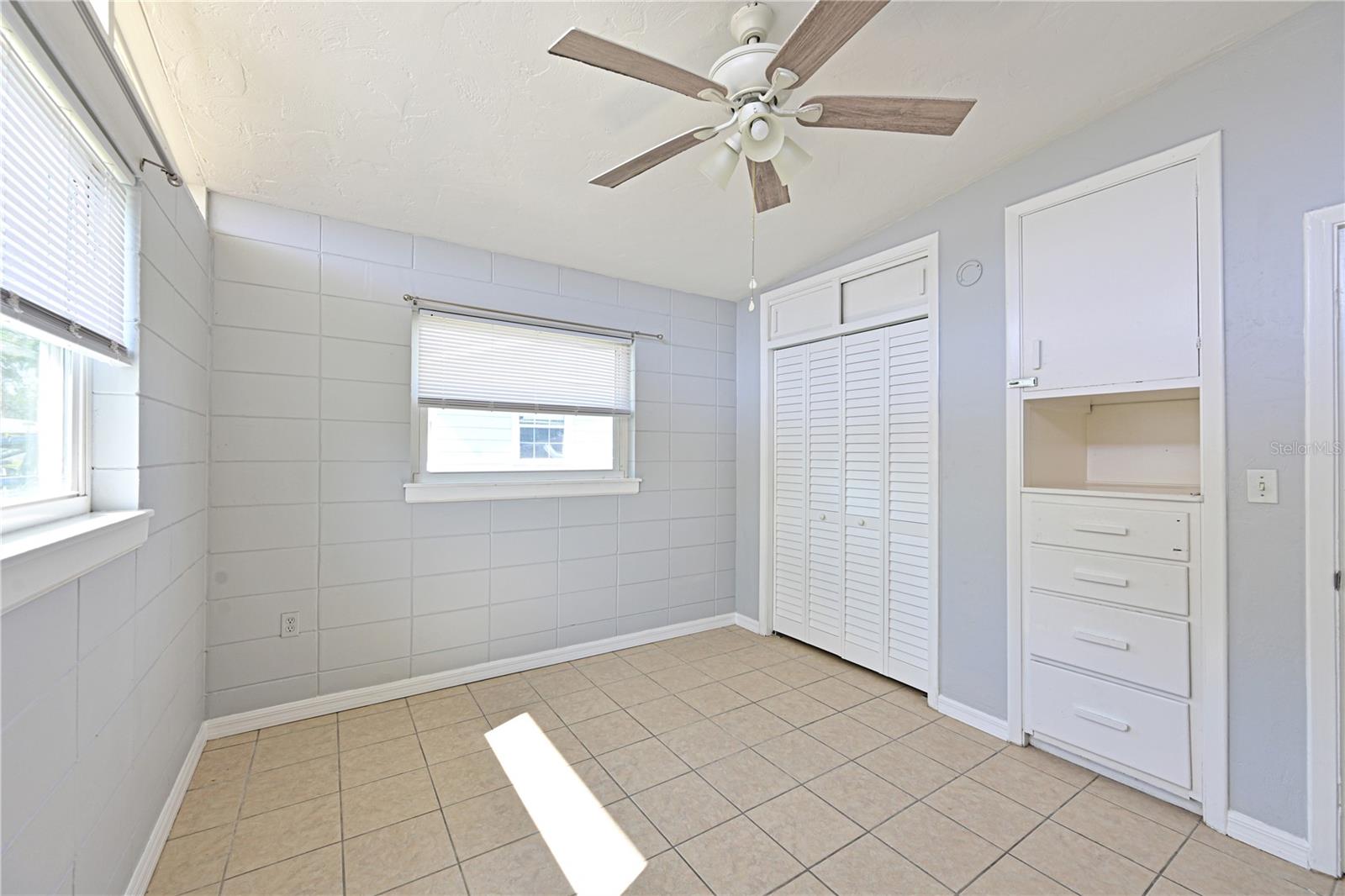 Image 18 of 29 For 612 Palm Avenue