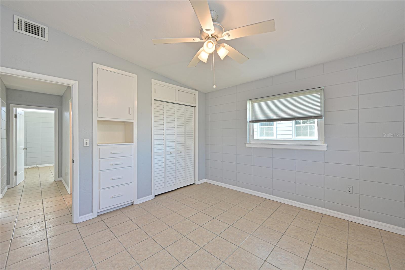 Image 21 of 29 For 612 Palm Avenue
