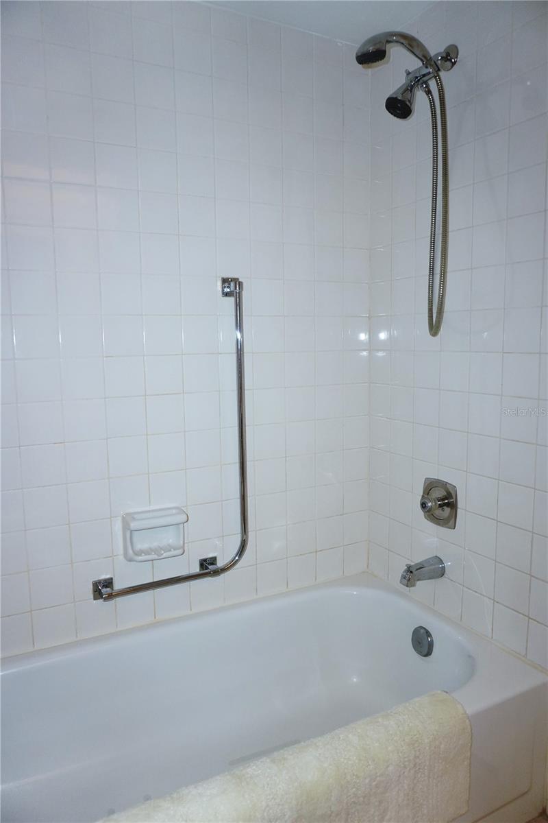 Image 18 of 26 For 4345 Tahitian Gardens Circle C