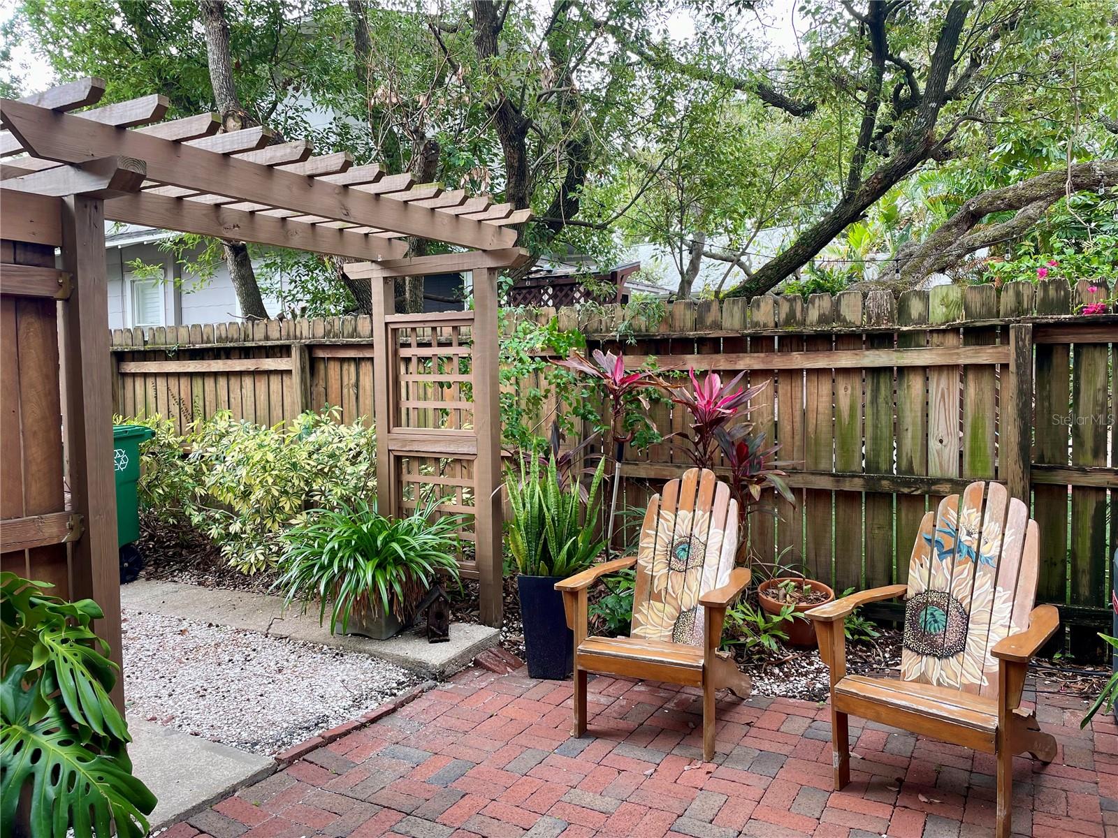 Details for 807 1-2 Fremont Avenue Lower, TAMPA, FL 33606