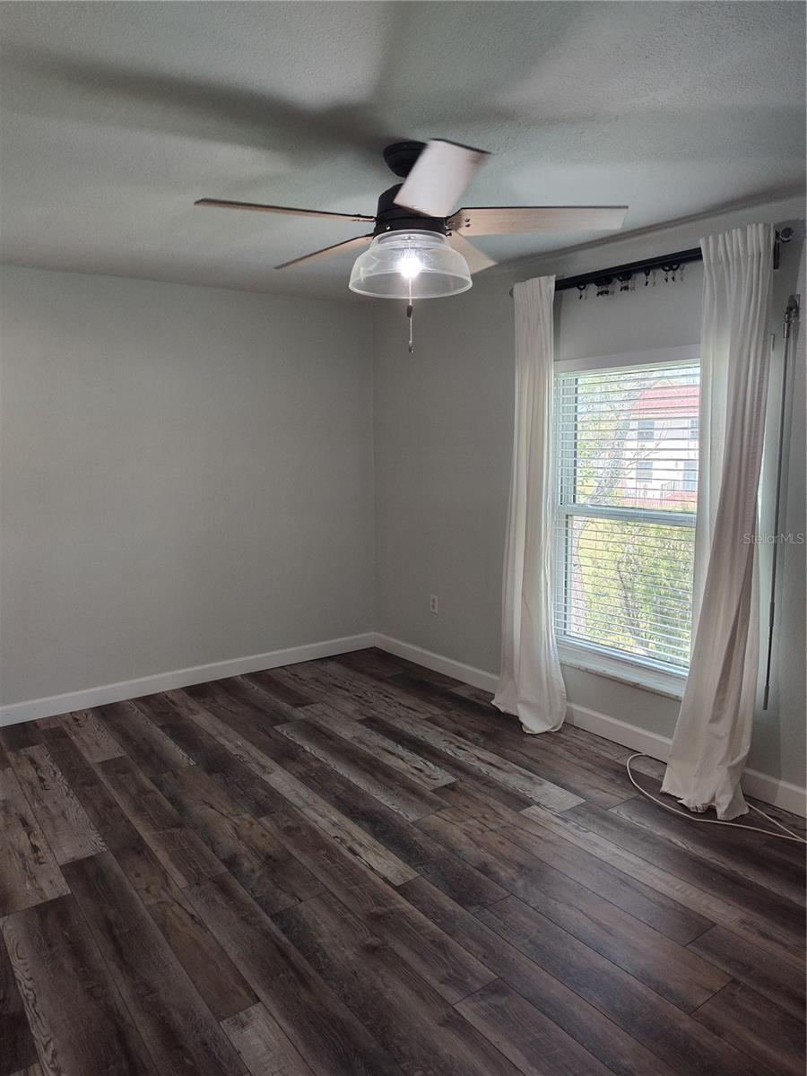 Image 12 of 20 For 2700 Bayshore Blvd #561  561