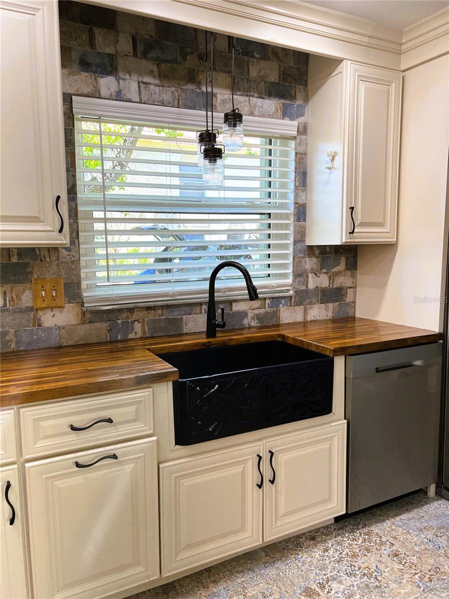 Image 8 of 20 For 2700 Bayshore Blvd #561  561
