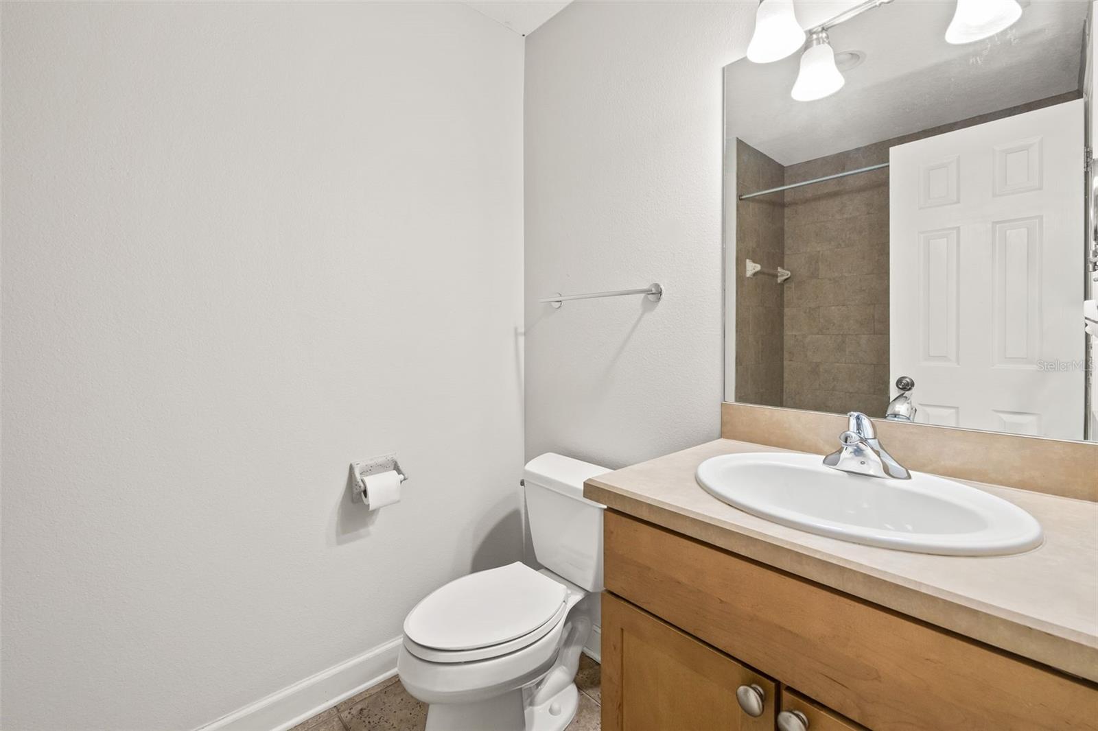 Image 42 of 56 For 113 Melville Avenue 3