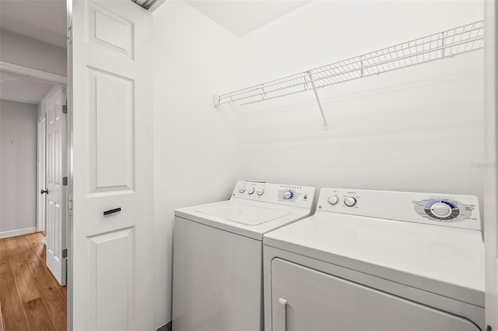 Image 46 of 56 For 113 Melville Avenue 3