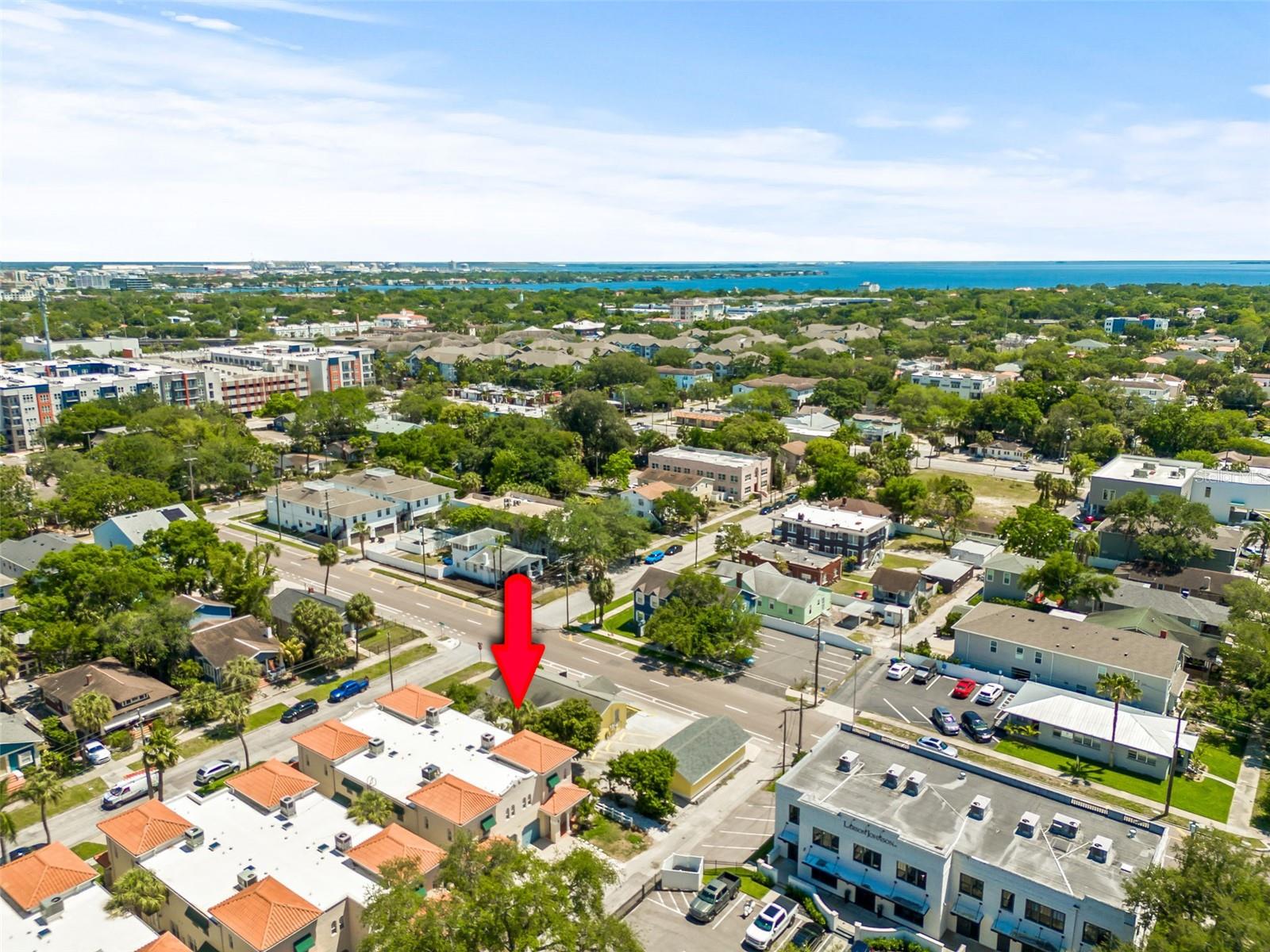 Image 50 of 56 For 113 Melville Avenue 3