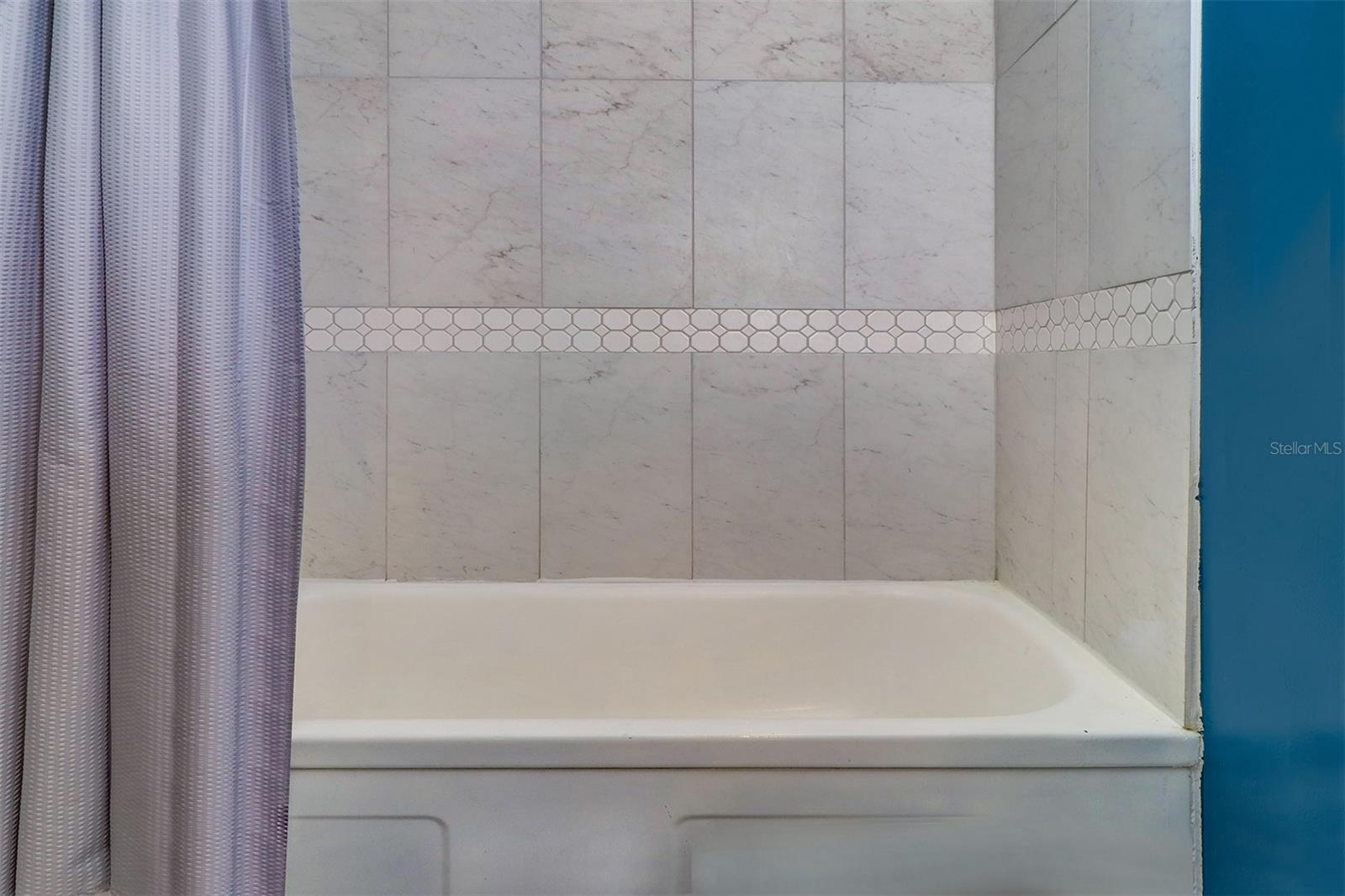 Image 19 of 22 For 520 4th Street Nw