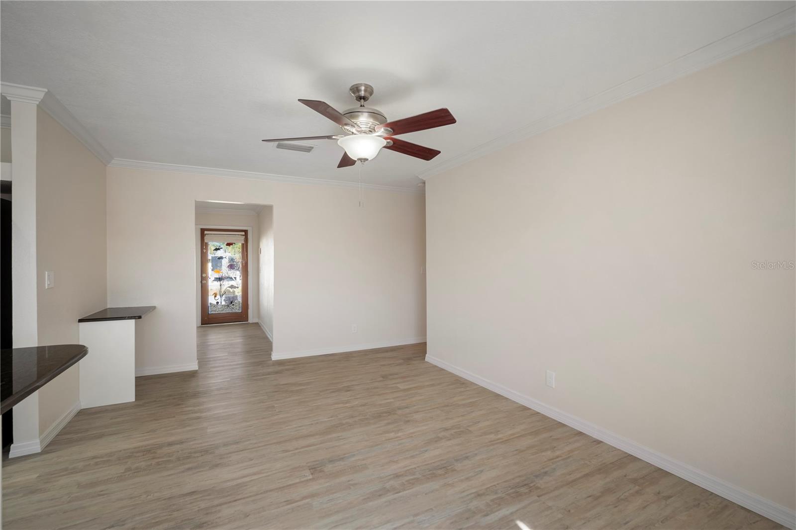 Image 38 of 39 For 910 Spindle Palm Way