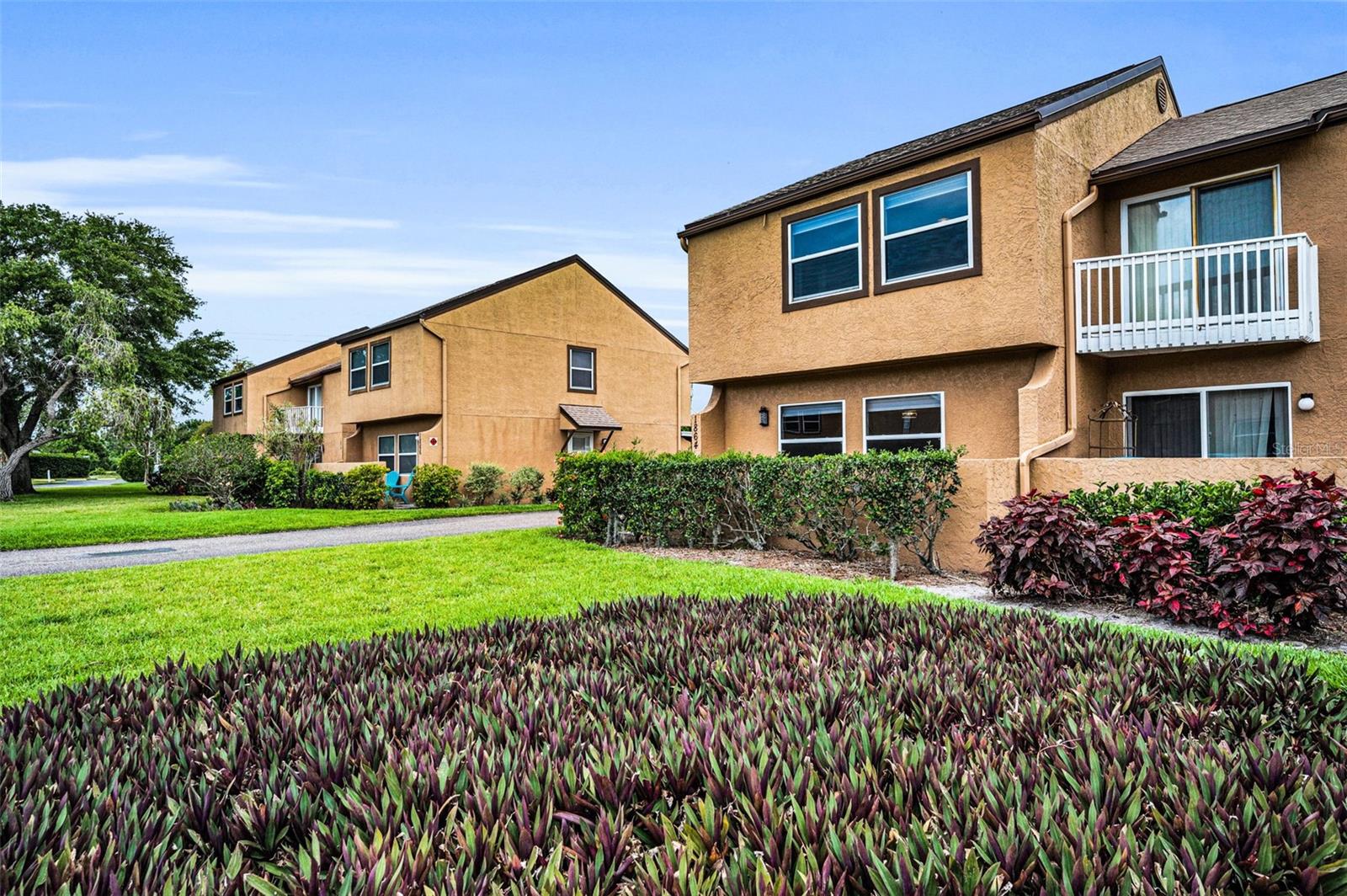 Image 2 of 42 For 1864 Clearbrooke Drive