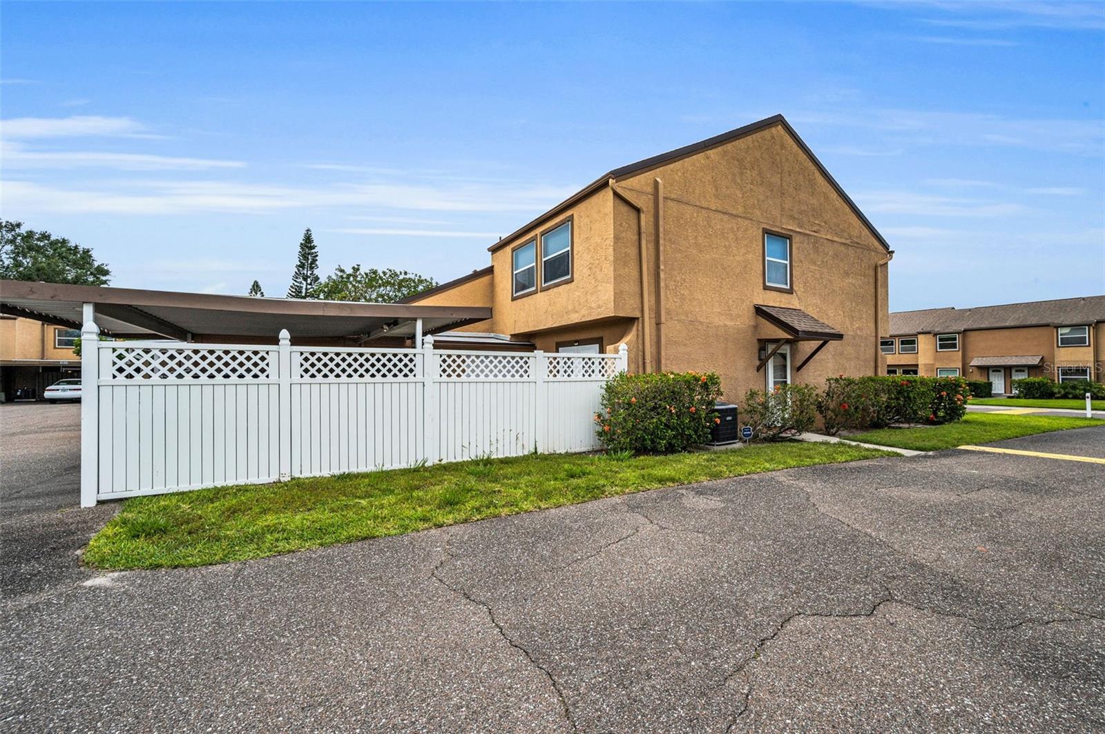 Image 28 of 42 For 1864 Clearbrooke Drive