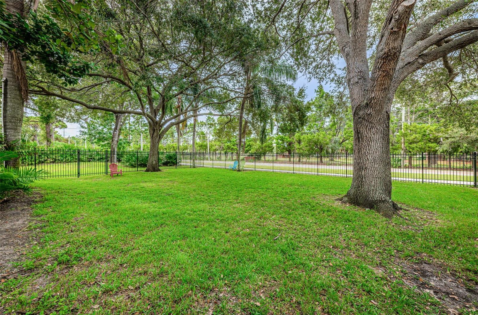 Image 35 of 42 For 1864 Clearbrooke Drive