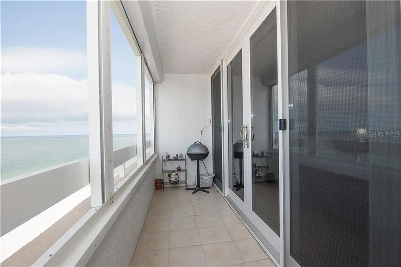 Image 13 of 40 For 17900 Gulf Boulevard 12c