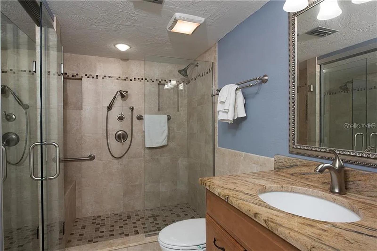 Image 15 of 40 For 17900 Gulf Boulevard 12c