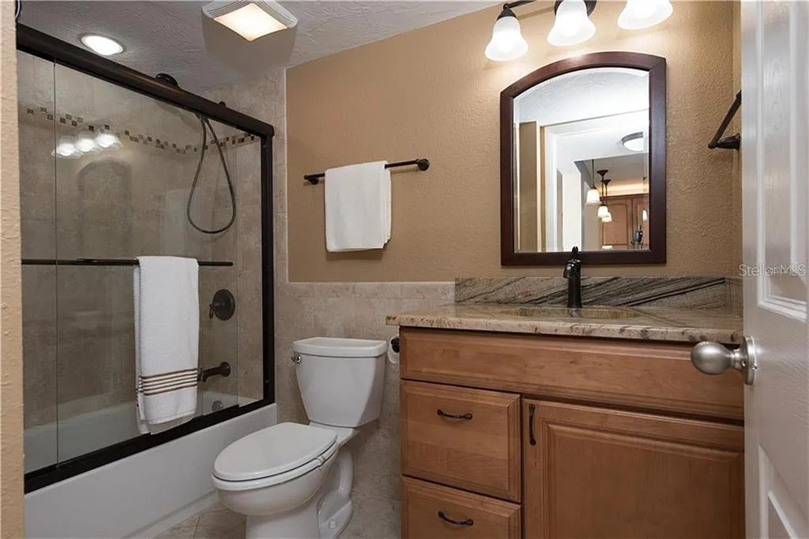 Image 18 of 40 For 17900 Gulf Boulevard 12c