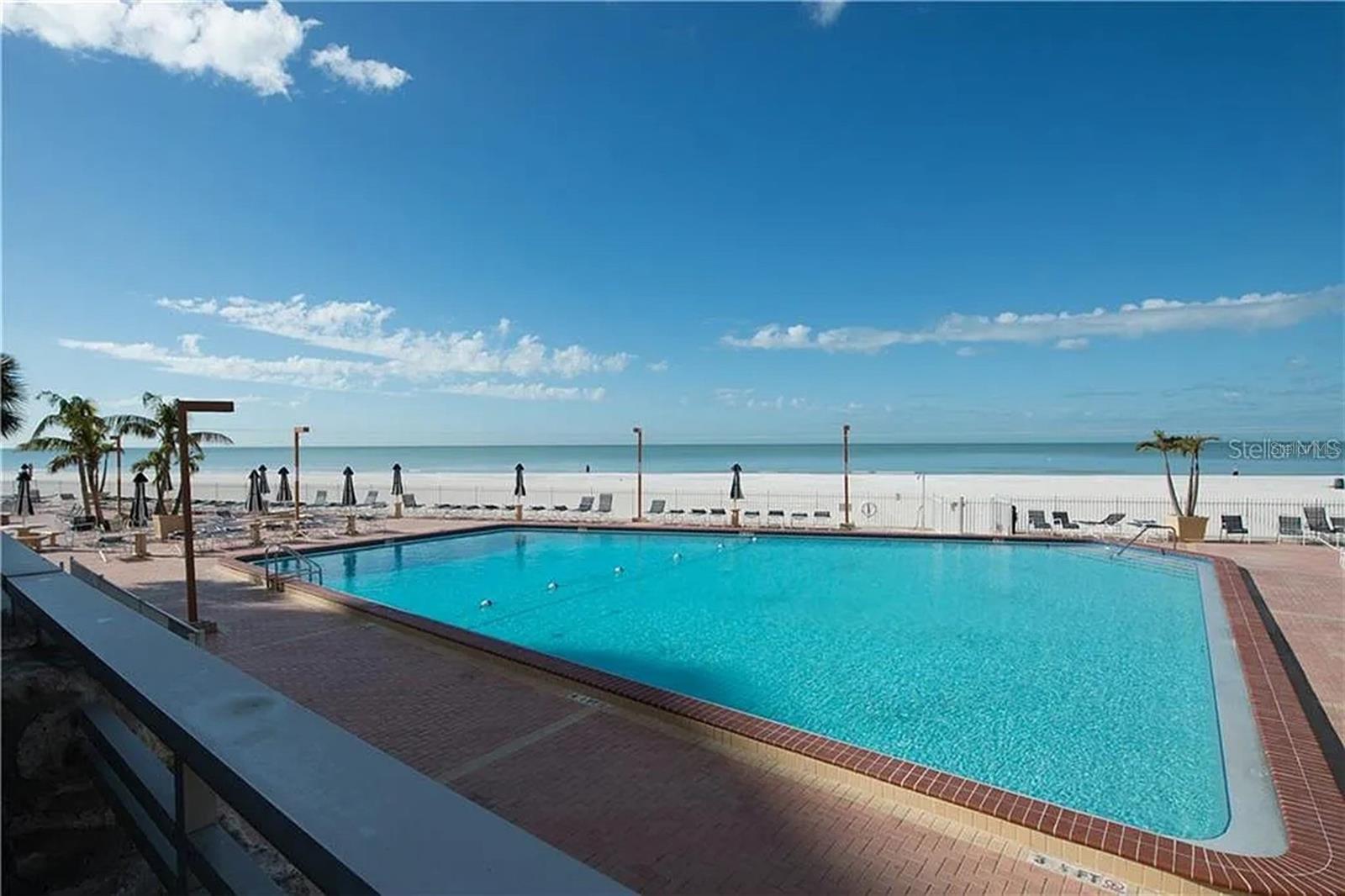 Image 19 of 40 For 17900 Gulf Boulevard 12c