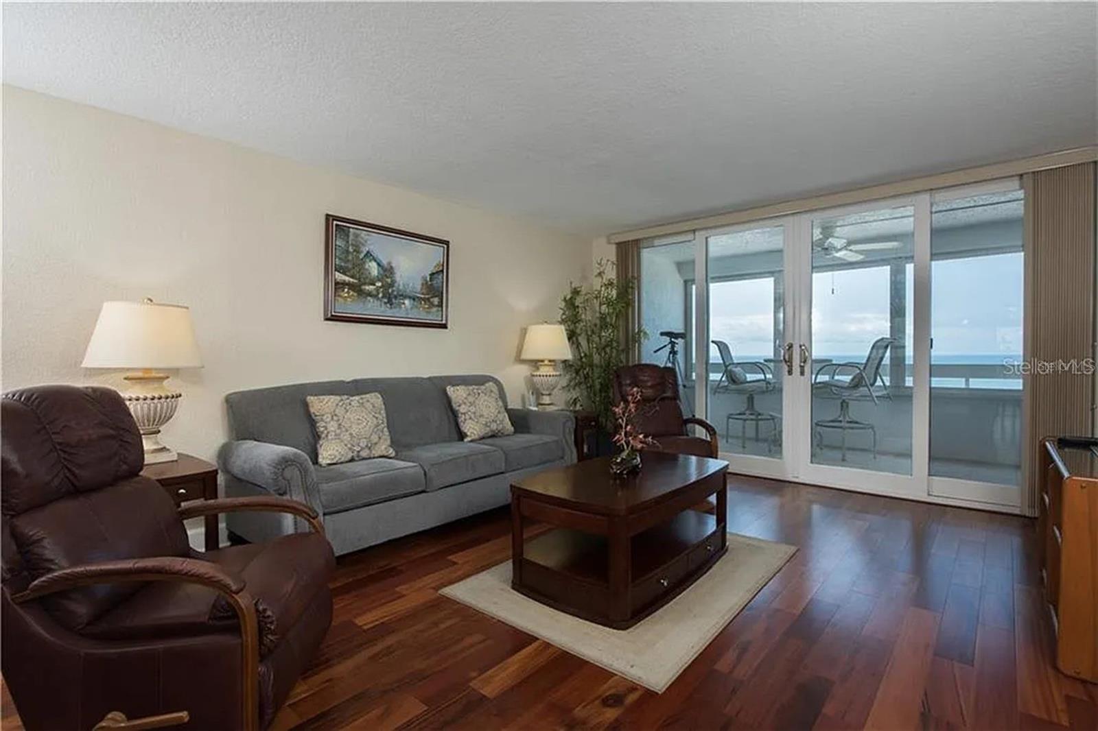 Image 5 of 40 For 17900 Gulf Boulevard 12c