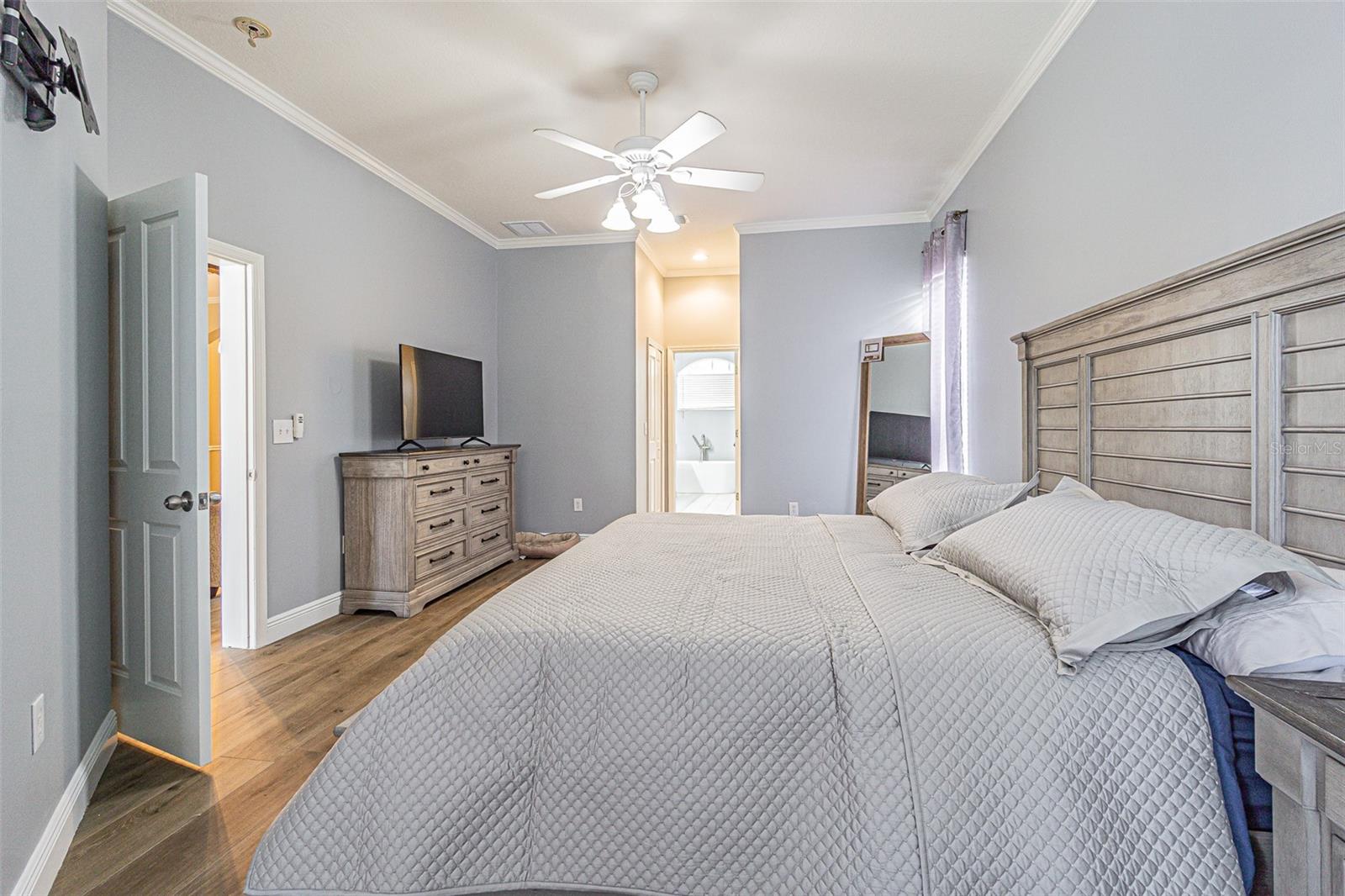 Image 17 of 43 For 5317 Pagnotta Place