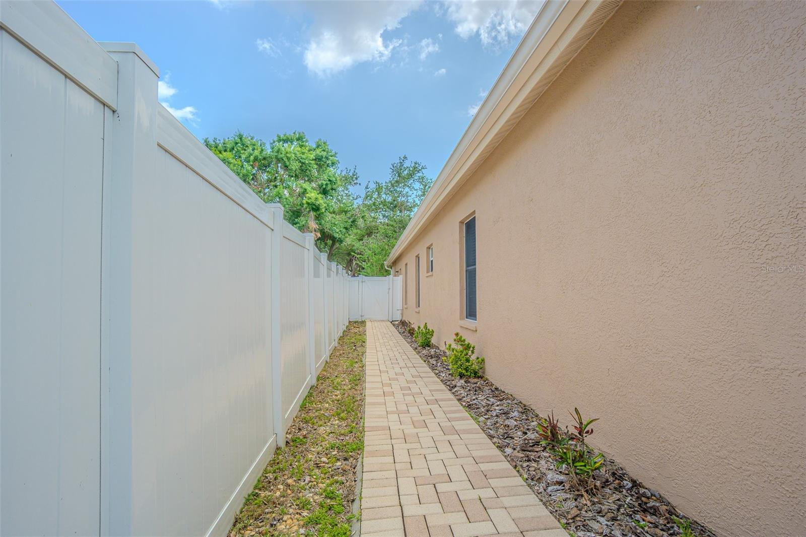 Image 38 of 43 For 5317 Pagnotta Place