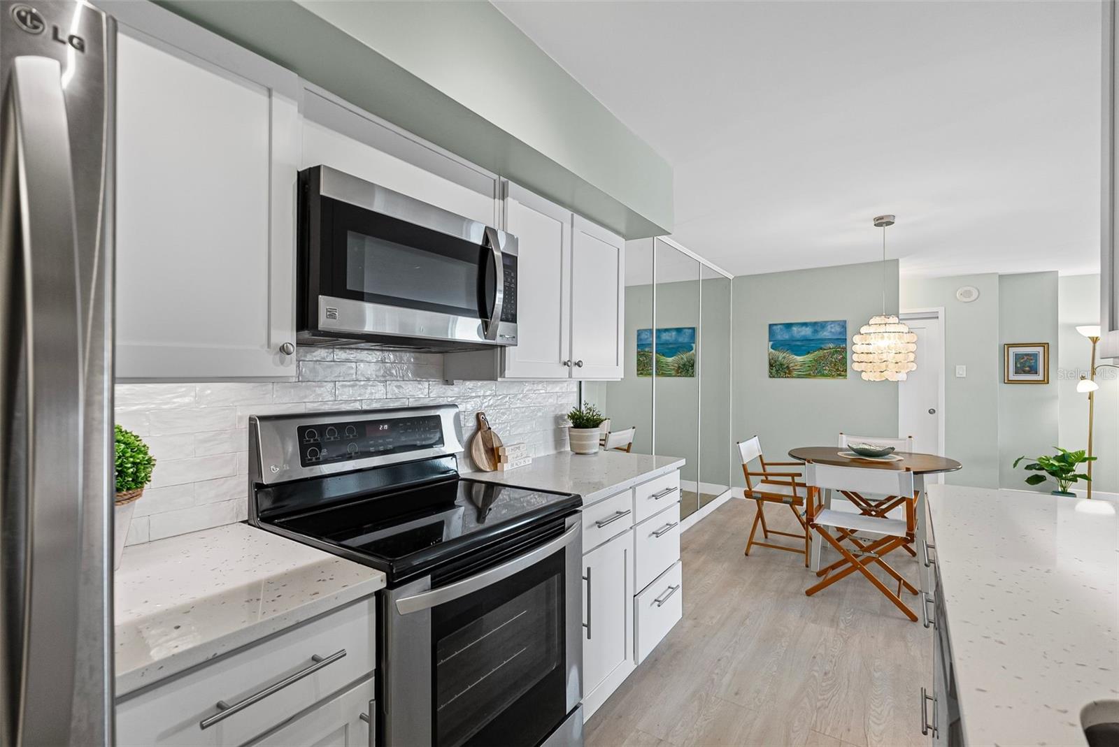 Image 18 of 60 For 10355 Paradise Boulevard 412