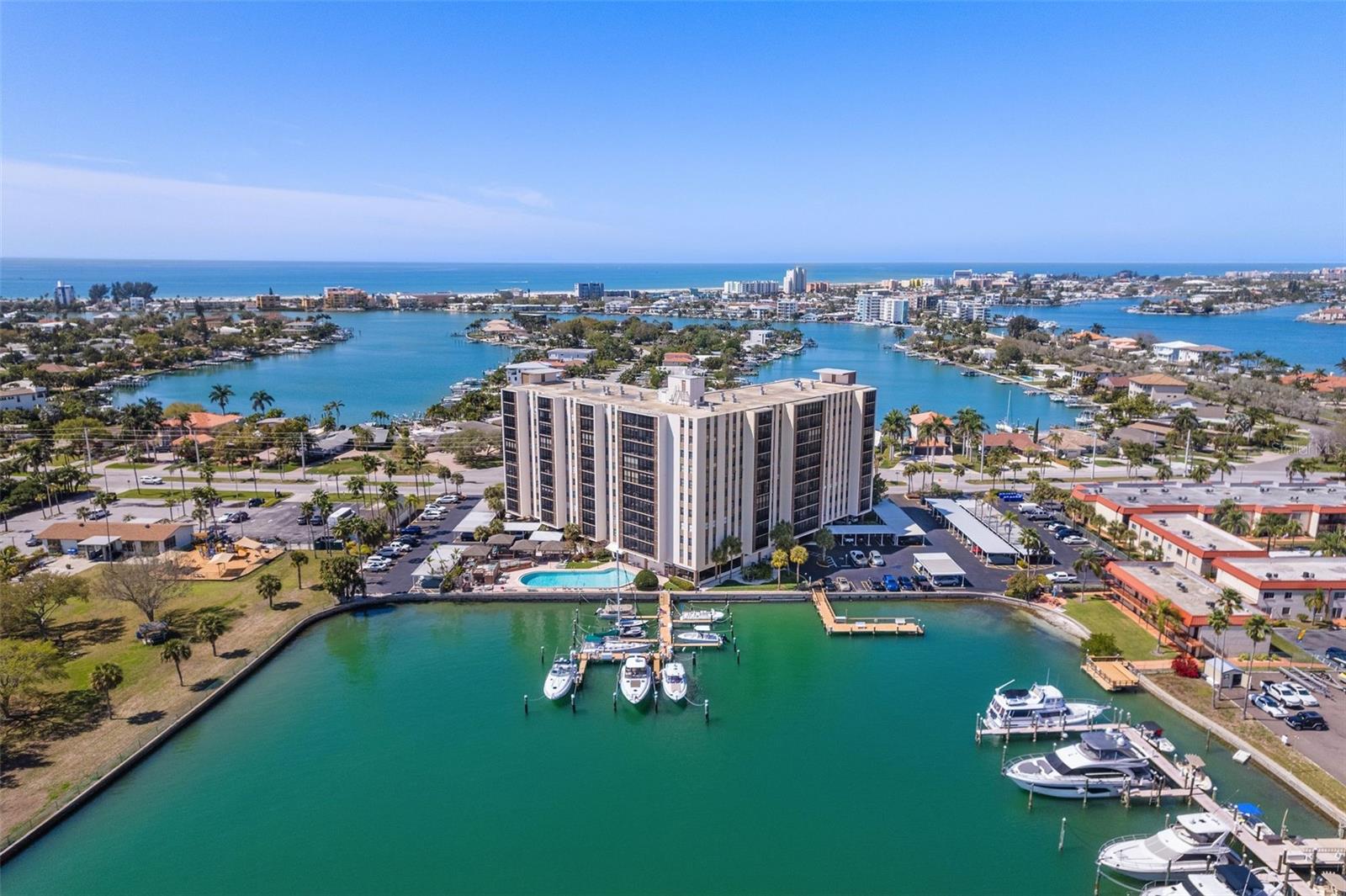 Image 2 of 60 For 10355 Paradise Boulevard 412