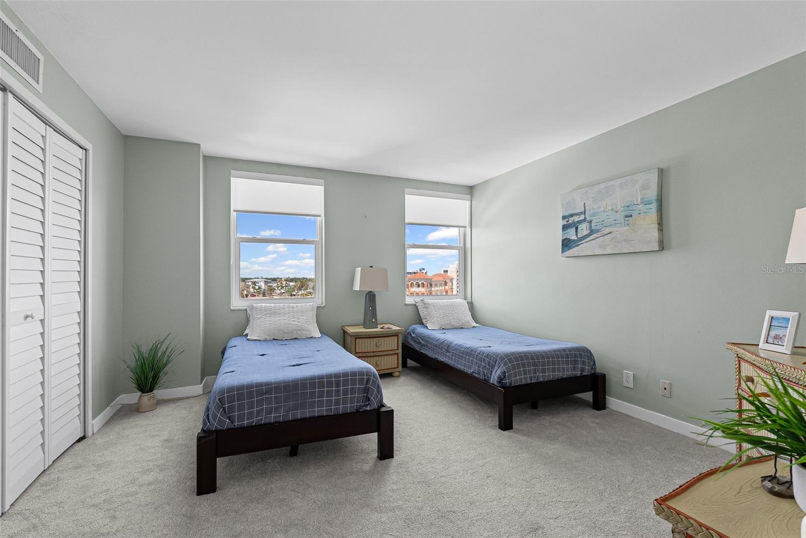 Image 29 of 60 For 10355 Paradise Boulevard 412