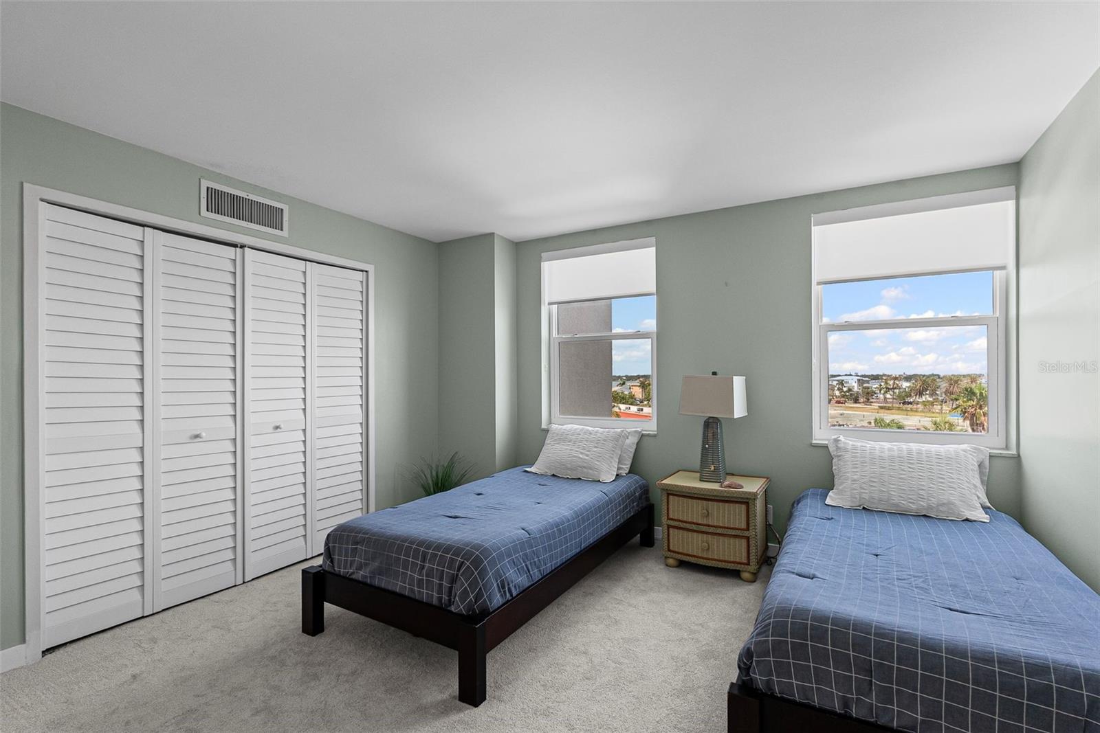 Image 30 of 60 For 10355 Paradise Boulevard 412