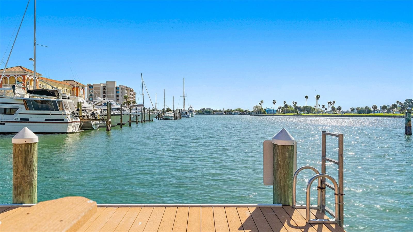 Image 44 of 60 For 10355 Paradise Boulevard 412