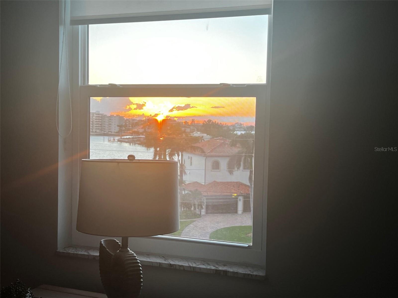 Image 6 of 60 For 10355 Paradise Boulevard 412