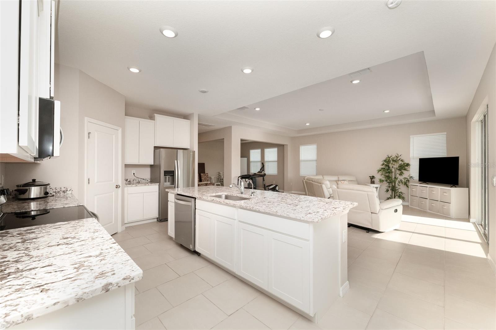 Image 10 of 30 For 12436 Shining Willow Street