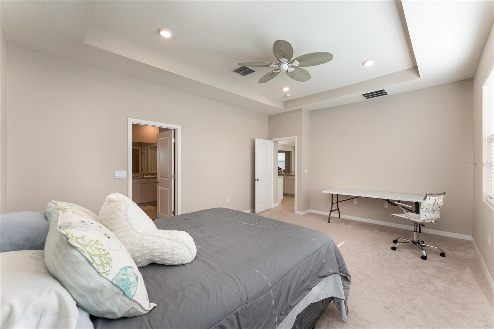 Image 16 of 30 For 12436 Shining Willow Street