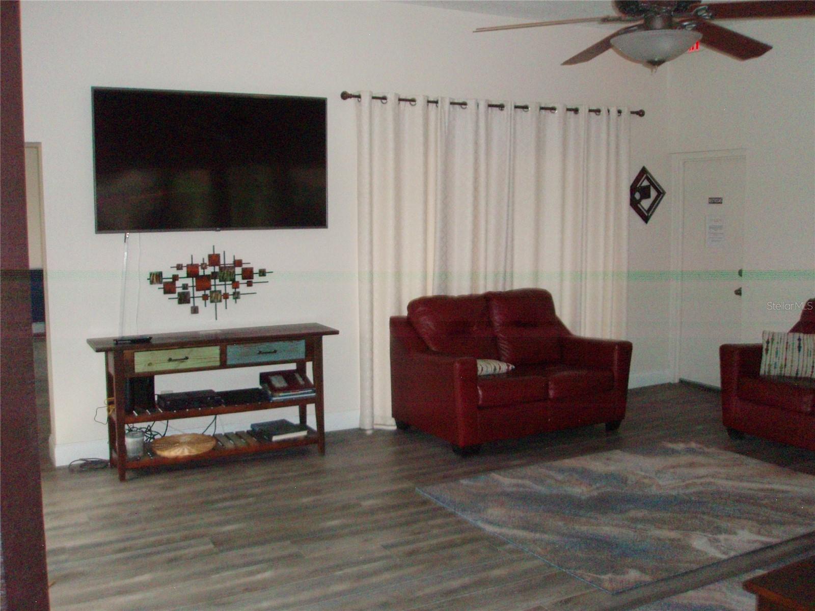 Image 13 of 20 For 2980 Haines Bayshore Road 124