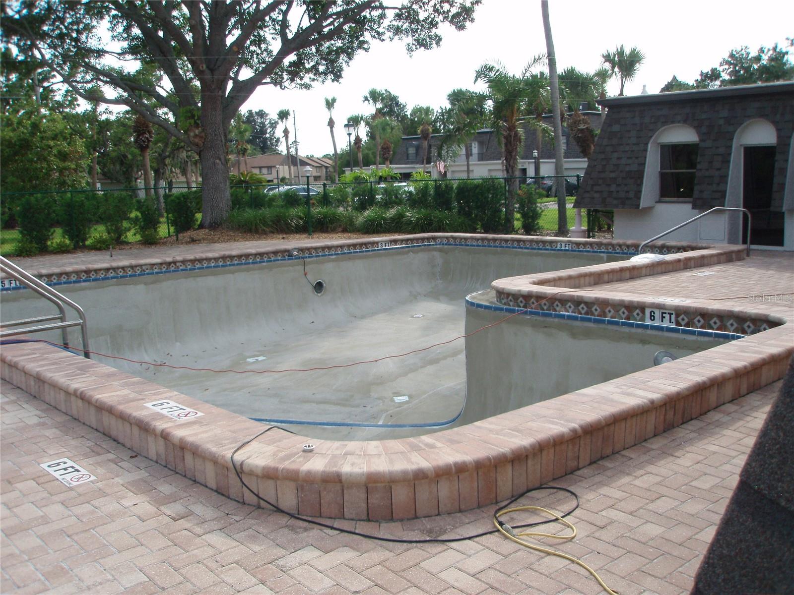 Image 19 of 20 For 2980 Haines Bayshore Road 124