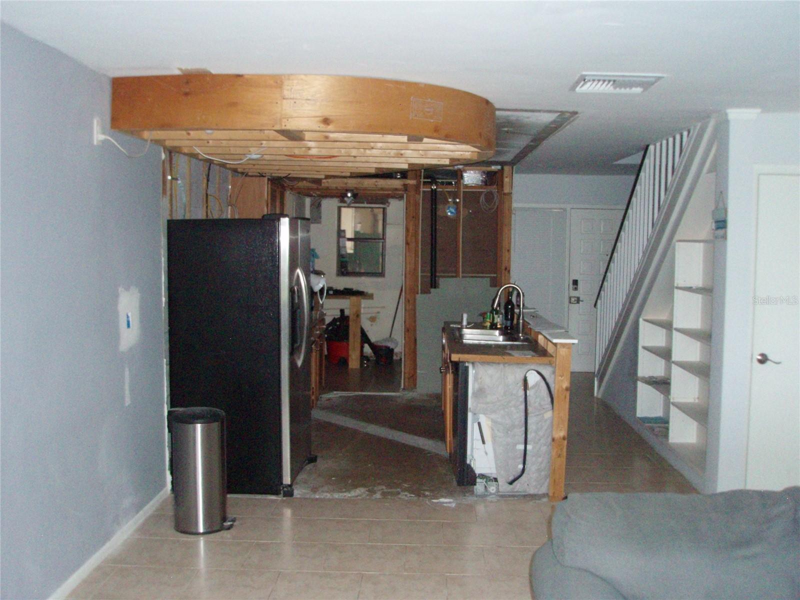 Image 2 of 20 For 2980 Haines Bayshore Road 124