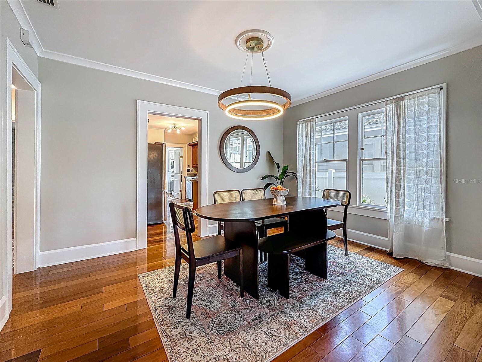 Image 15 of 60 For 231 15th Avenue Ne