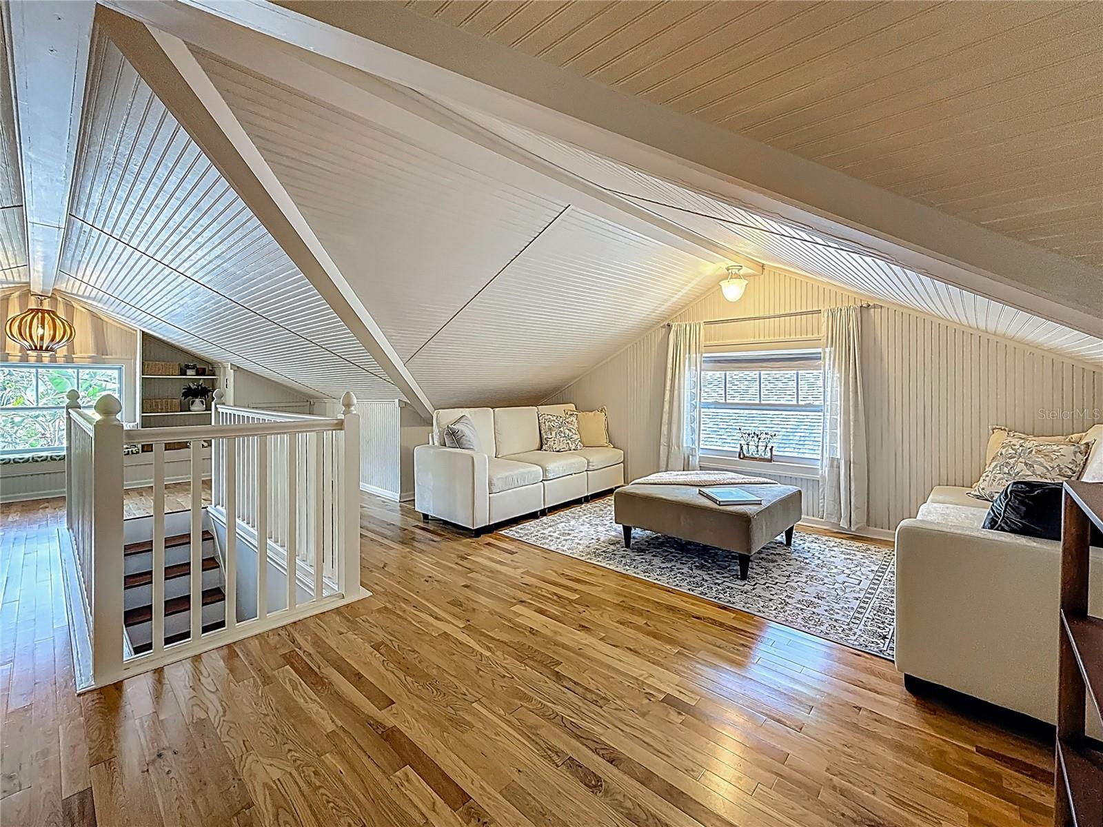 Image 37 of 60 For 231 15th Avenue Ne