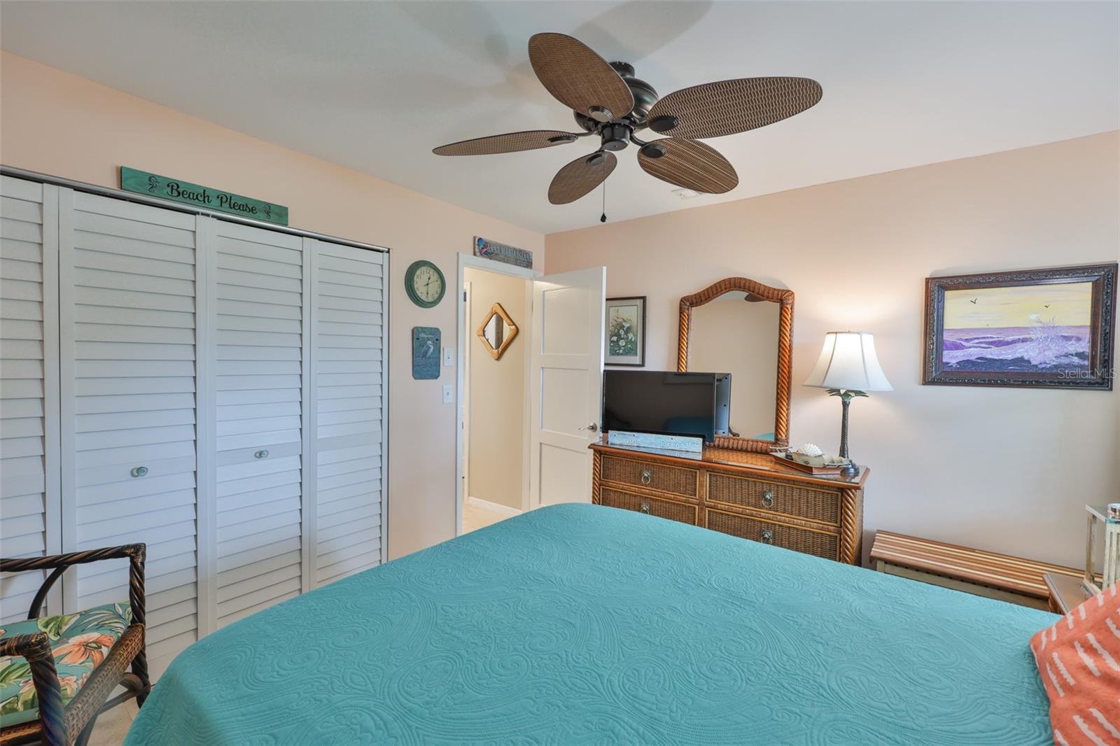 Image 13 of 74 For 1902 Hanson Court 308