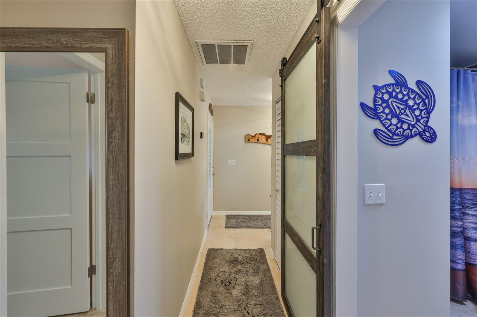 Image 15 of 74 For 1902 Hanson Court 308