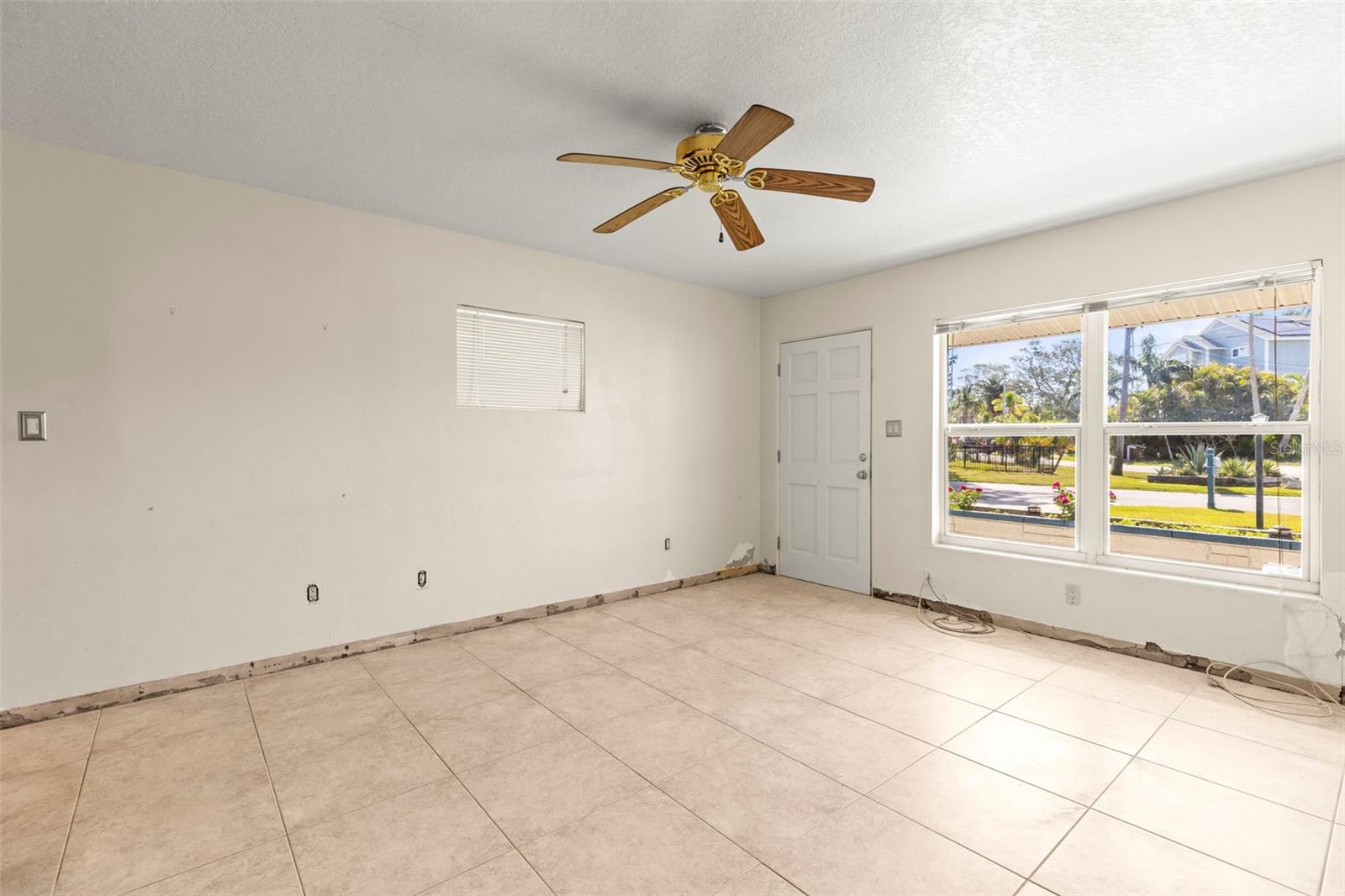 Image 12 of 33 For 306 12th Avenue