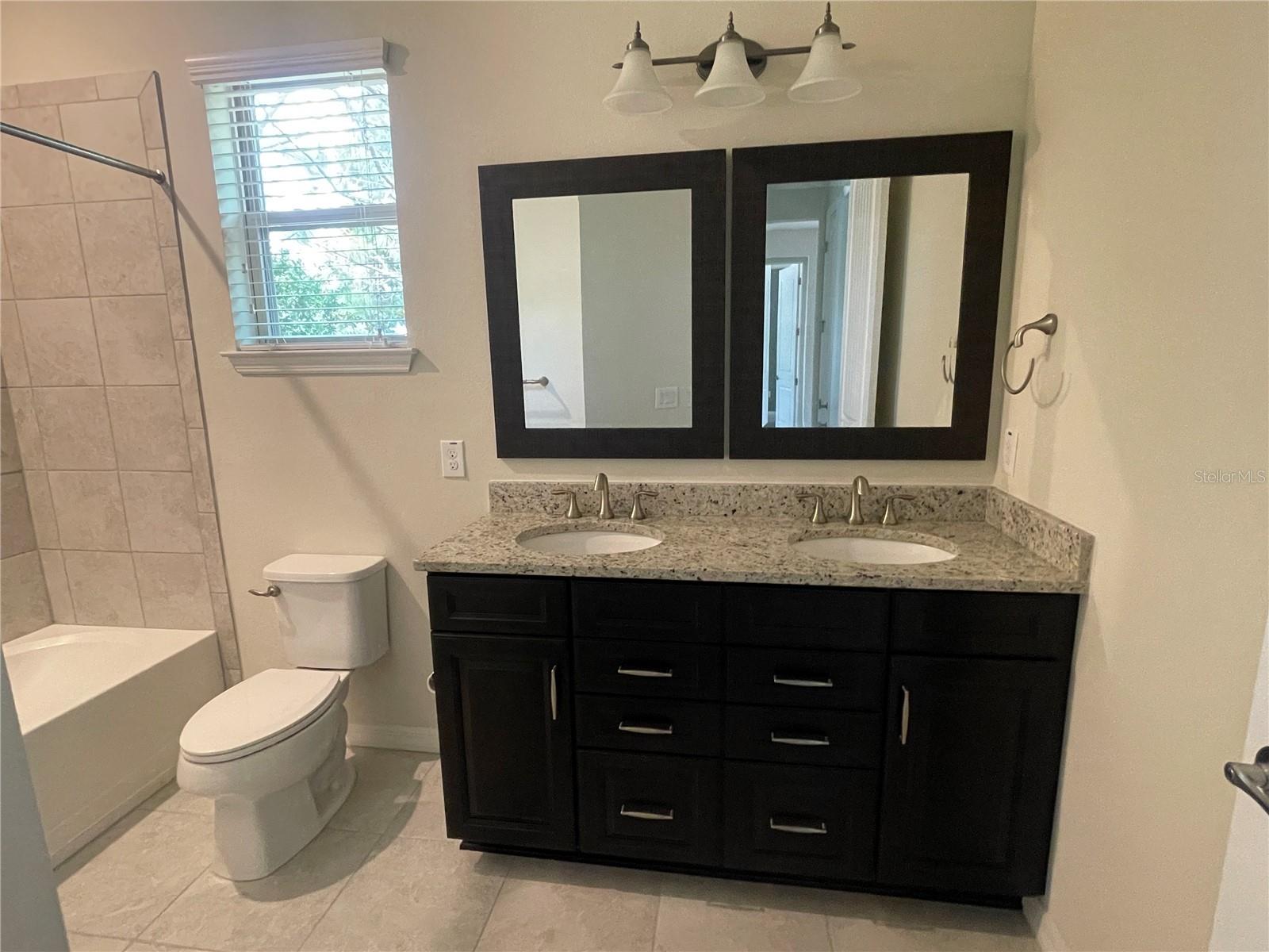 Image 13 of 25 For 12902 Payton Street