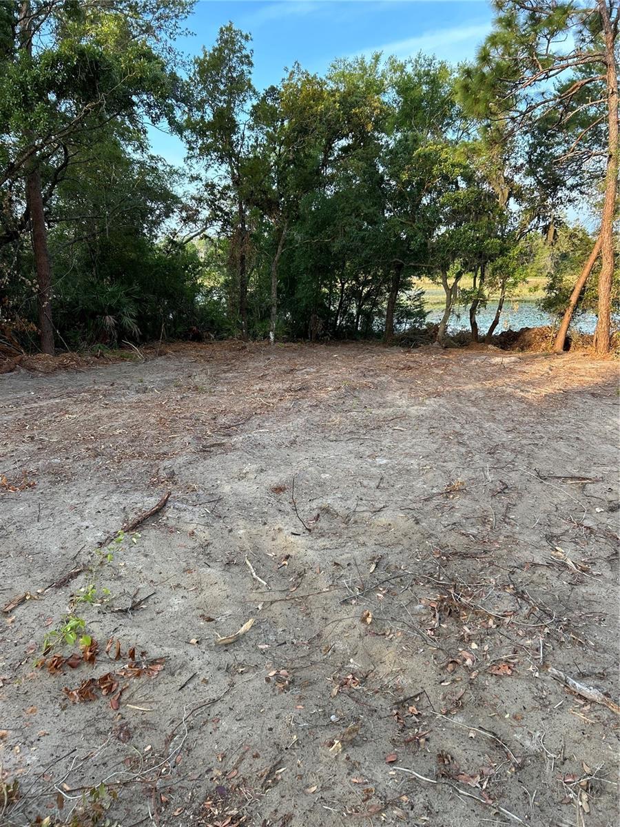 Image 4 of 24 For 10030 Lake Drive